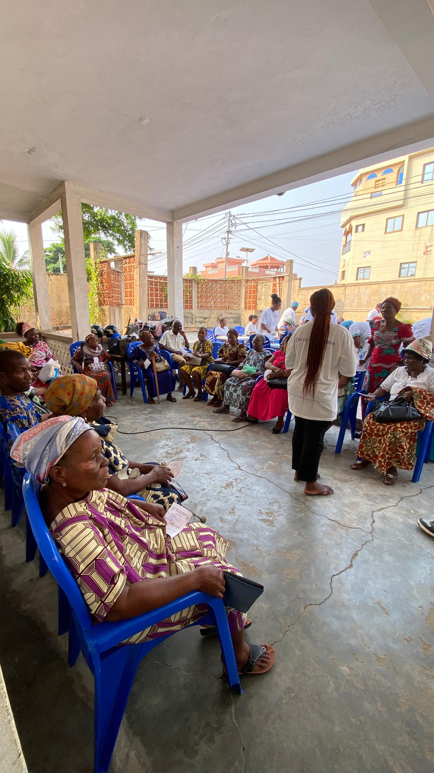 Sensibilisation sur les cancers dans l'enceinte de l'église kodjoviakopé  